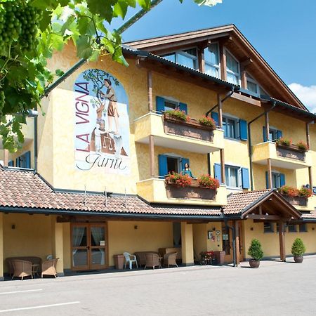 Hotel Garni La Vigna - Adult Friendly San Michele allʼAdige Kültér fotó