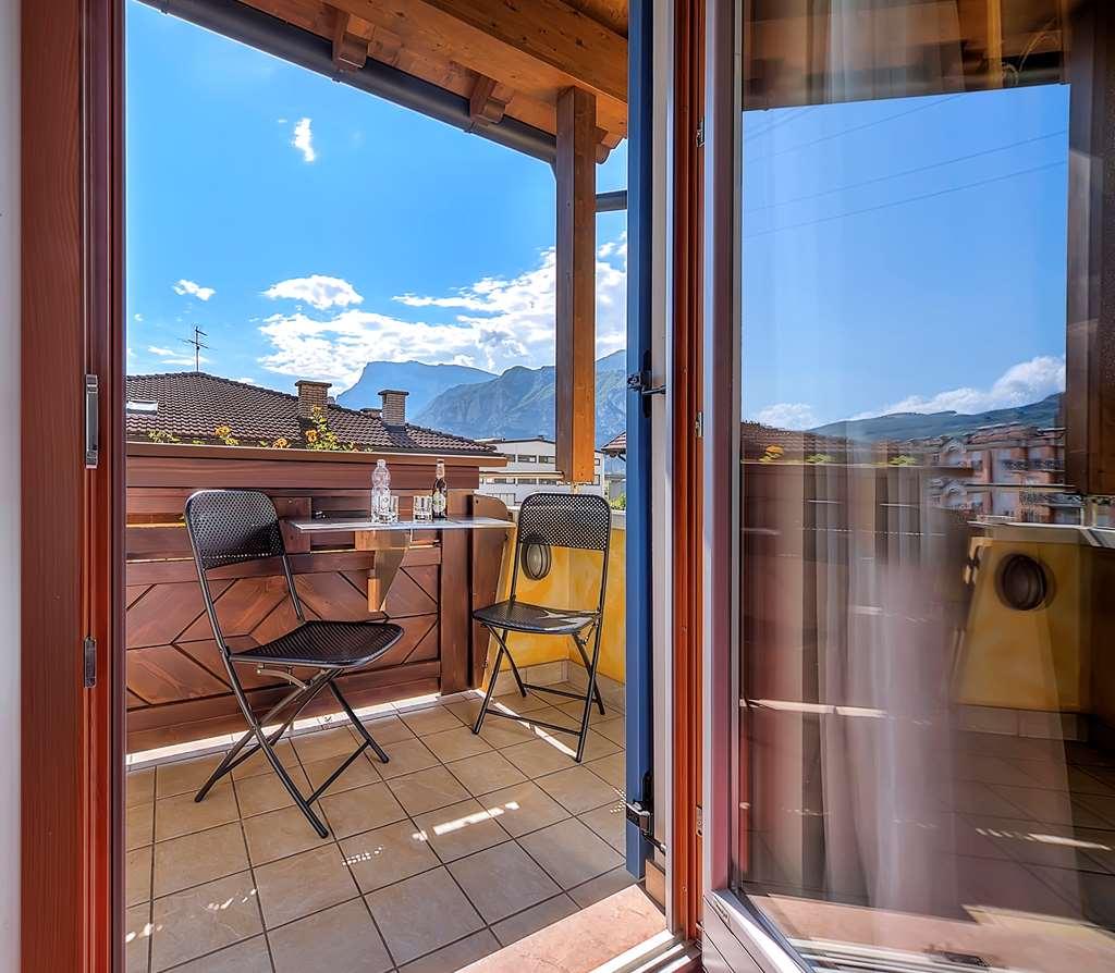 Hotel Garni La Vigna - Adult Friendly San Michele allʼAdige Szoba fotó